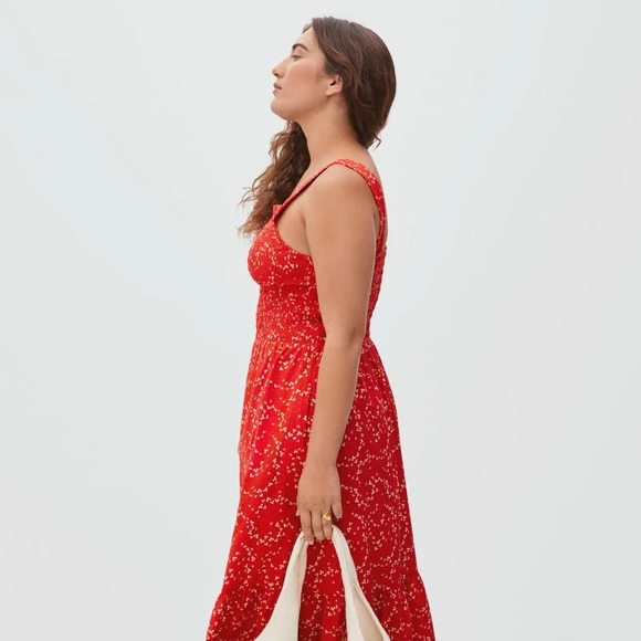 Everlane - The Smock Dress in Red Floral - Picture 3 of 6